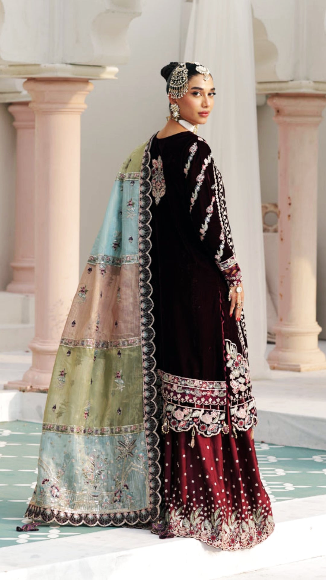 PREMIUM VELVET - ANDAZ-E-MAKHMAL- ZAM 04