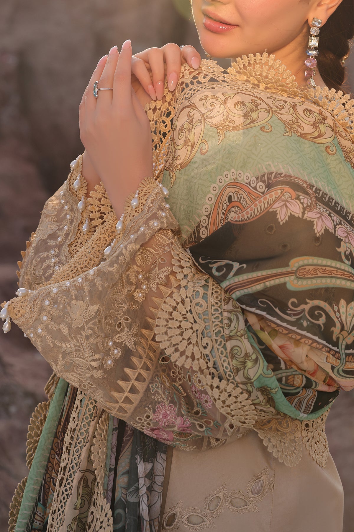 SL 83 AYZAL