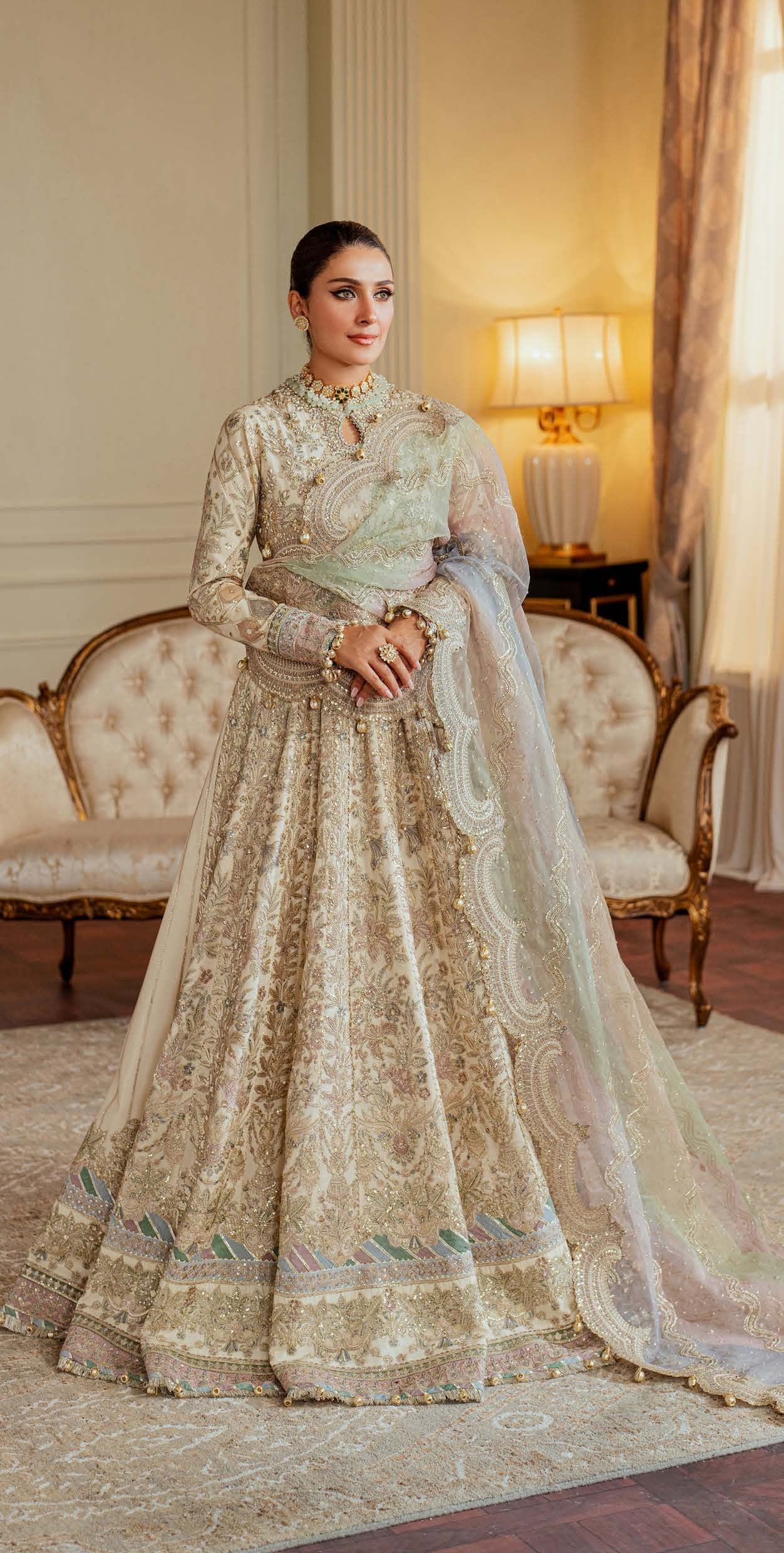 HAND MADE ZARI EXCLUSIVE DESIGN - V 13 - D06