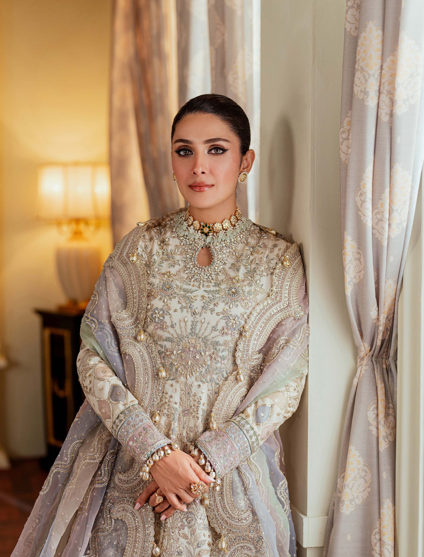 HAND MADE ZARI EXCLUSIVE DESIGN - V 13 - D06