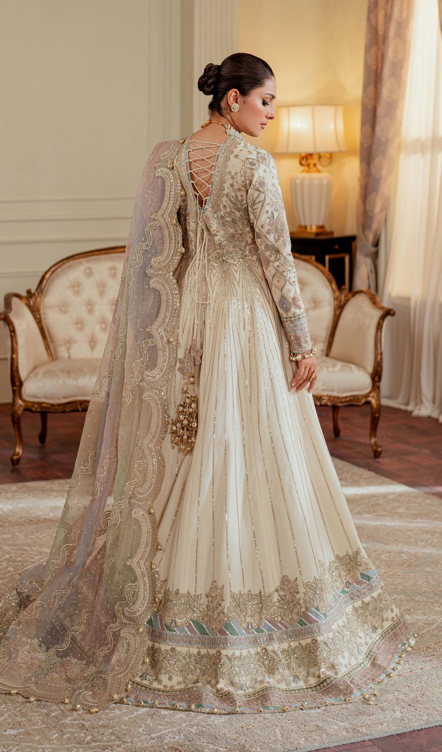 HAND MADE ZARI EXCLUSIVE DESIGN - V 13 - D06