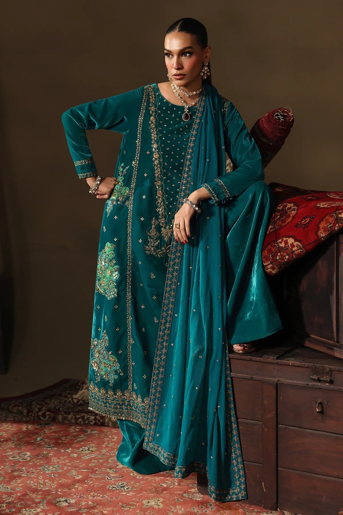 CVT5-07 Premium Velvet | Custom Stitching | She Exclusives